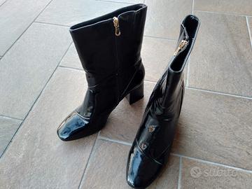 stivaletto vernice nero