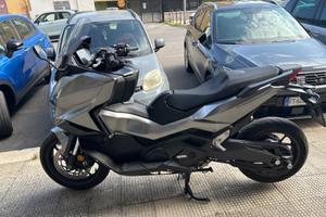 Honda Forza 750 - 2025