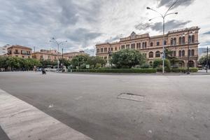 Trilocale da ristruttur. pressi via roma - maqueda