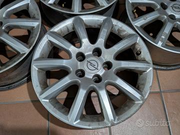 cerchi originali Astra h 16 pollici