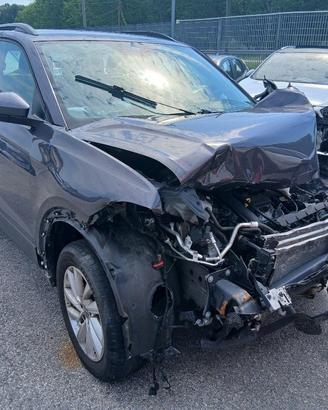 VOLKSWAGEN T-Cross 1.0 TSI 110 CV DSG