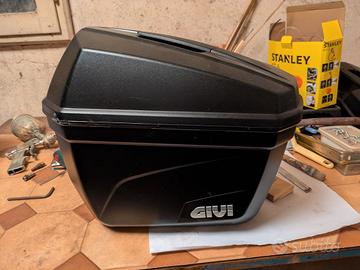 borse laterali moto guzzi V7 II