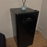 Frigorifero Hisense 150L nero - come nuovo