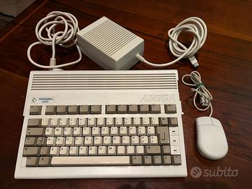 AMIGA 600
