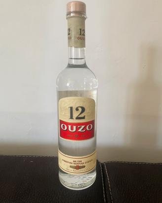 Ouzo liquore greco all’anice