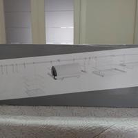 Barra con accessori per appendere utensili