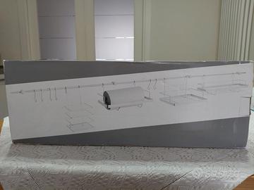 Barra con accessori per appendere utensili