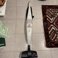 Aspirapolvere delonghi