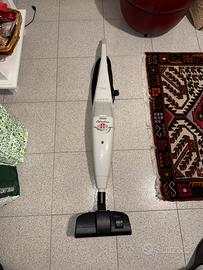 Aspirapolvere delonghi