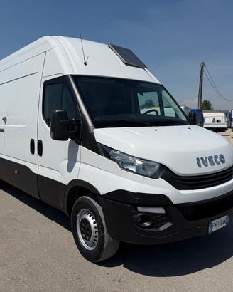 Iveco daily 35-180 passo lungo tetto alto motore 3
