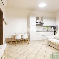 |TRE LOCALI IN CLASSE B - RISTRUTTURATO|