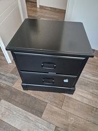 comodino nero