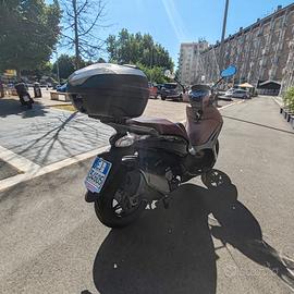 Piaggio Beverly 350 i.e. Euro 4 - anno 2017 - gara