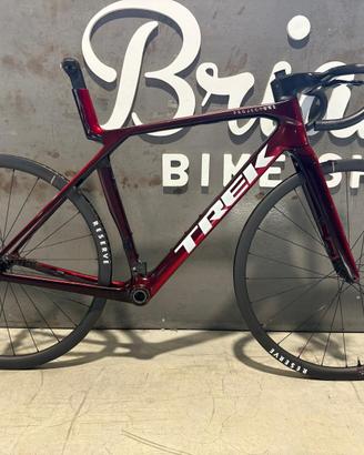 trek madone slr M