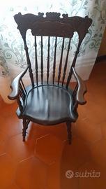 Poltroncina in legno
