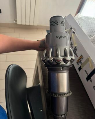 Motore dyson outside