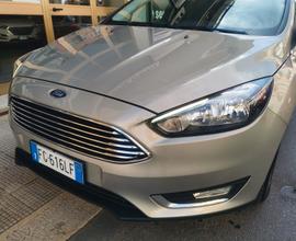 Ford Focus 1.5 TDCi 120 CV berlina Titanium led na