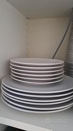 Servizio piatti