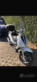 Piaggio Beverly 300
