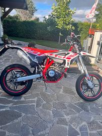 Beta Motard RR 125 4t LC - 2022