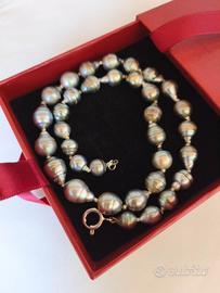Collana di perle di Tahiti grigio silver e oro 18k