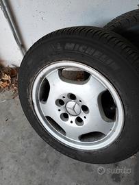 Gomme termiche 4 stagioni e cerchi Mercedes 