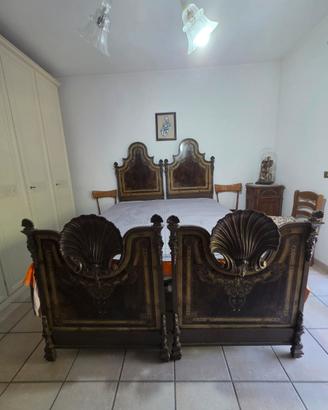 Letto antico fine 800 in ferro e madreperla