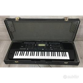 Tastiera/Arrangiatore Roland E68