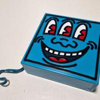 Rara POP SHOP Radio - Design Keith Haring