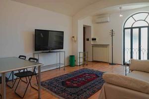 Trilocale in centro Novara nuovo arredato