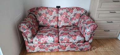 Divano letto a fiori