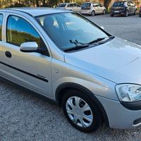 opel corsa 1.0cc climatizzatore