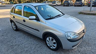 opel corsa 1.0cc climatizzatore