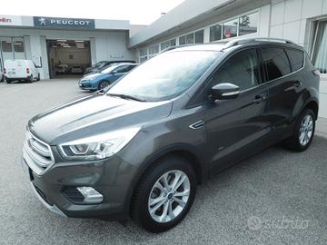 Ford Kuga 2.0 TDCI 150 CV S&S 4WD Powershift Titan