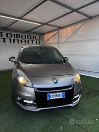 Renault Scénic XMod 1.5 dCi 110CV EDC Bose