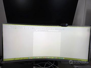 Monitor Samsung CJ79 da 34" con thunderbolt 3