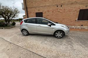 FORD FIESTA GPL CAMBIO AUTOMATICO