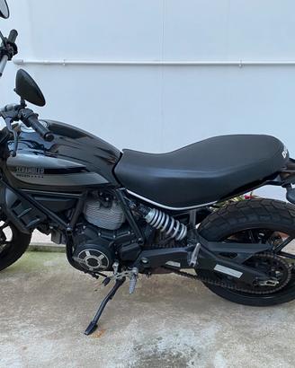 Ducati Scrambler Sixty 2