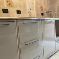 Mobile da laboratorio