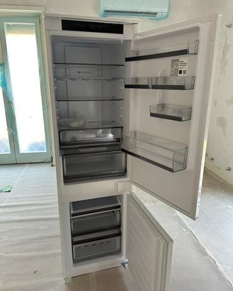 FRIGORIFERO INCASSO HAIER HBW5518E