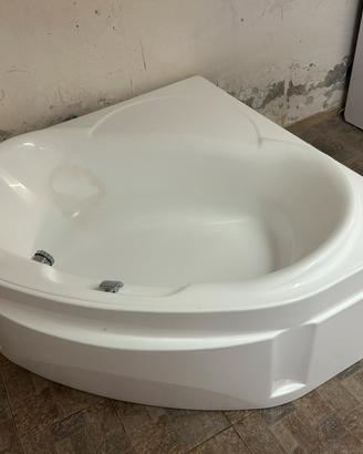 Vasca da bagno angolare