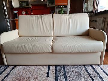 Divano Letto Matrim. Facondini in Ecopelle Crema