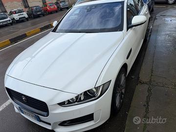 Jaguar XE R SPORT