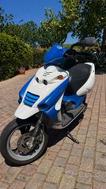 Scooter Beta Motors BS4 Ark 50