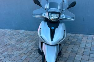 Piaggio beverly 300s ottobre 2021