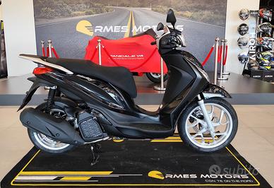 Piaggio Medley 200
