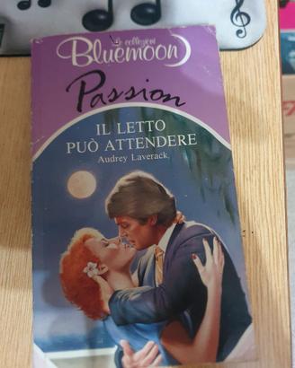 TITOLO DEL LIBRO: IL LETTO PUÒ ATTENDERE