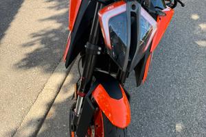 Ktm 1290 superduke R