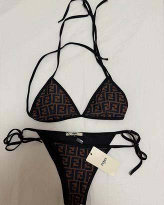 Nuovo costume fendi
