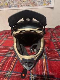 Casco troy lee design